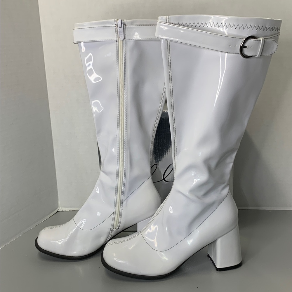 Ellie White Patent Mid-Calf Block Heel Boots with Ankle Strap Size 10 - Picture 3 of 17